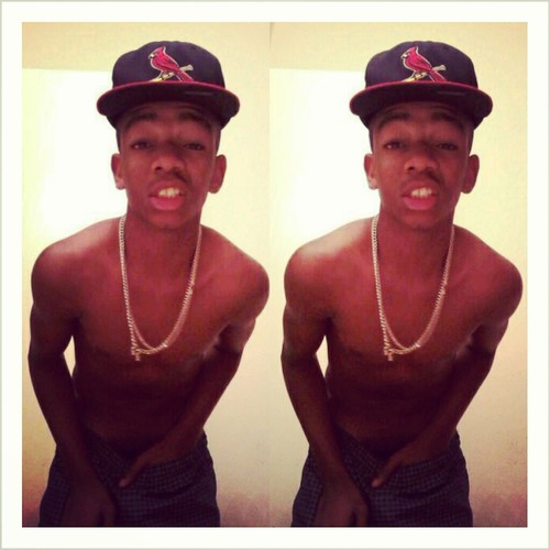 S I N G L E ♡ | Instagram → hehandsome__ | Fuckk With Meee †
