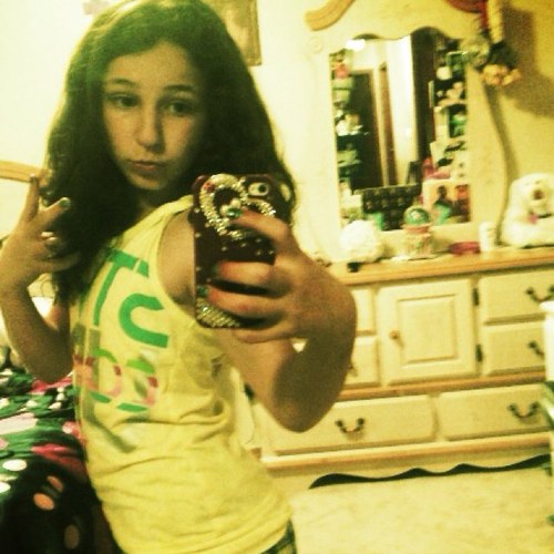 11 LEBANESE FAN OF JUSTIN BIEBER Instagram: hey_hey_chrissy please follow me and i will follow you peace❤