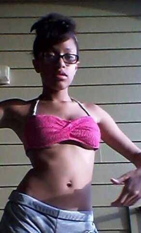 @Yasamin_Keyhani is beautiful follow her .. its's alot of things yall dont know bout me... wanna know ? get at me ~LadyINC~