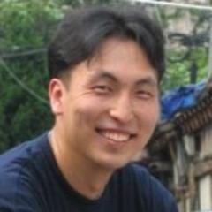 노래를 정말 좋아하는 사람입니다.
언제 어디든 통기타 하나만 있으면 내 세상이 되죠.
(^_^)
