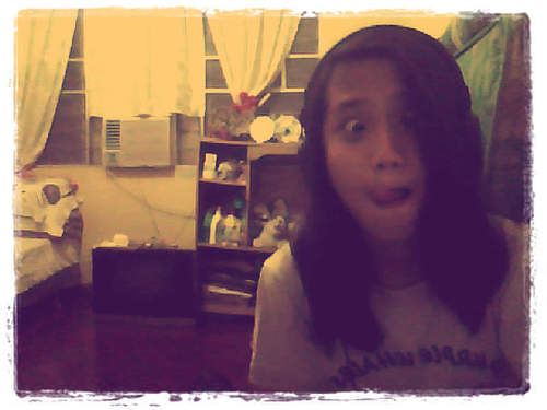 When Life Gives You A Hundred Reasons To Cry, Show Life That You Have a Thousand Reasons To Smile :) -GabbyPot