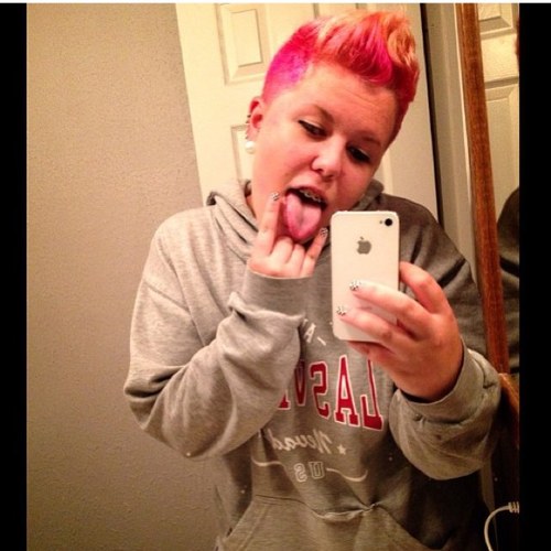 HonestlyHarley's profile picture. .