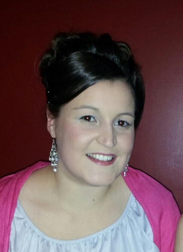 FBridle's profile picture. Person hwyliog sy'n hoff iawn o ganu, dawnsio, cerdded a gymdeithasu gyda ffrindiau.