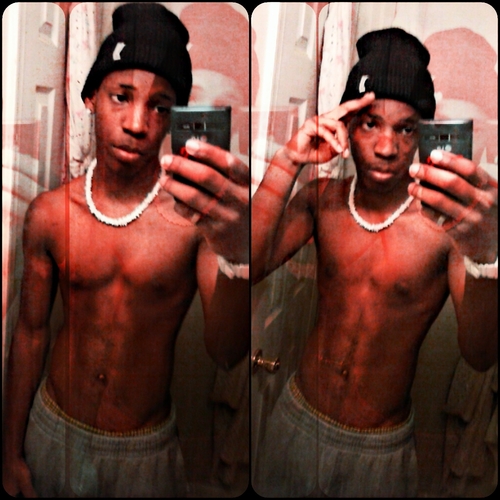 #TeamFollowBack ..#TeamBrownskin #Team Single.