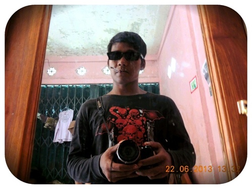 Ricko_franata's profile picture. Selalu Tenang Walau Otak Kacau [^_^]