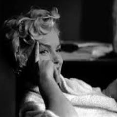 JezAly's profile picture. 