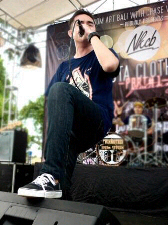 It's my life n my style , vokalis @s_ghostattack . Reception @santika siligita, nusa dua. keep support n respect \m/