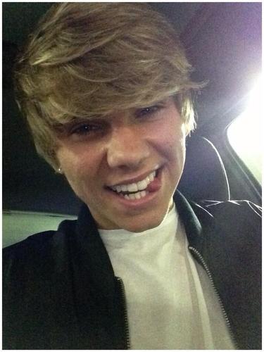 I LOVE JORDI SO MUCH. JORDI I'LL BE YOUT BARBIE PRINCESS AND YOU CAN CALL ME MRS WHITWORTH AND YOU BE MY PRINCE KEN
