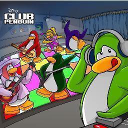 i love clubpenguin and meez and i also play CPPS.me