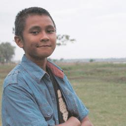 simple love ! just think positive :) ~ Stay love Allah and family ~ the next leader of Indonesia