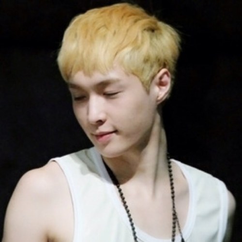 Zhang Yixing Unicorn OF EXO-M 레이 입니다 ... [My❤ @EXOCYEOLBTH] [02072013]#MATRIXFAM