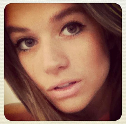 free follow from @arcticlarry93