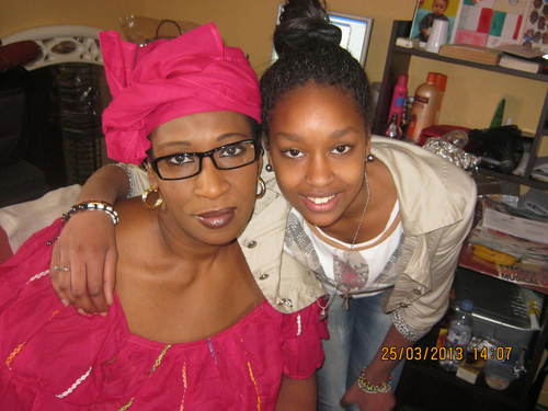 AissatahB's profile picture. 