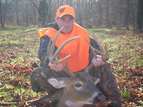 Whitetail Deer Hunting in Western Kentucky and South Alabama. Family, Friends, and Faith all mixed in the woods. http://t.co/eEJLyuHrs0