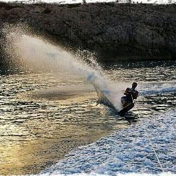 carlesnogues's profile picture. EUHT StPol... De El Masnou. Amante del FCB y del buen futbol en general.