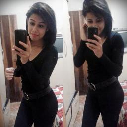sou 98% estranha ,ando toda largada, um skate velho,minha voz é estranha & falo alguns palavrões