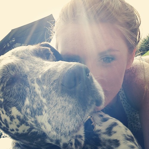 RiaSkelts's profile picture. Love a mundane tweet.