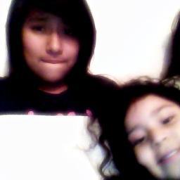 chica linda y sencilla ''''' amo varias cosas pero lo q me mas amo es la musica