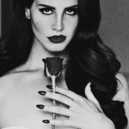 smiling4bey's profile picture. Eu sou #beyhive, #teambreezy, #teamdrizzy e #teamlana.
Agora me julguem. Since 06/07/2013 s2