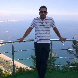 Hayat Yaşamak için uzun Anlamak için çok kısa :)