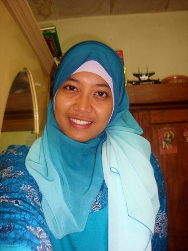 indyana meitayoga,..
pelupa -,-
21 Mei 1995
like poem, rain, and lolipop :)
suka yang simplesimple aja