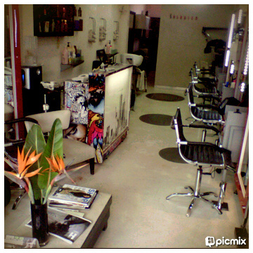 Av. Velez Sarsfield 1017 Tel. (+54 11) 4622 3851 / (+54 11) 3750 5169