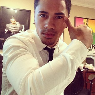 ⇨ 
DMV
 Single
⇨ Straight ⇨American Eagle Model
⇨Appeared in music Videos