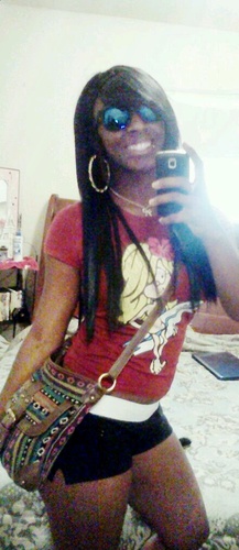 Follow Meh,, ★iFollow Bacc    #Team'Meh ya bisshh ;)                       ♀♥♀♂