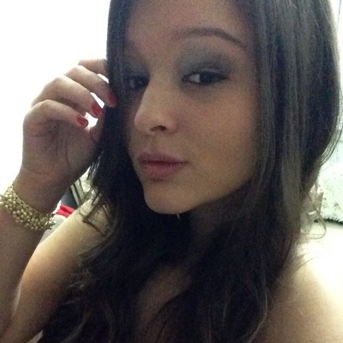 Esse twitter é da ana so que eu hackeei ✌