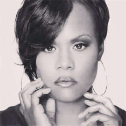 My beauty runs deeper than that seen with the naked eye.  Look closely and you'll fall in love.