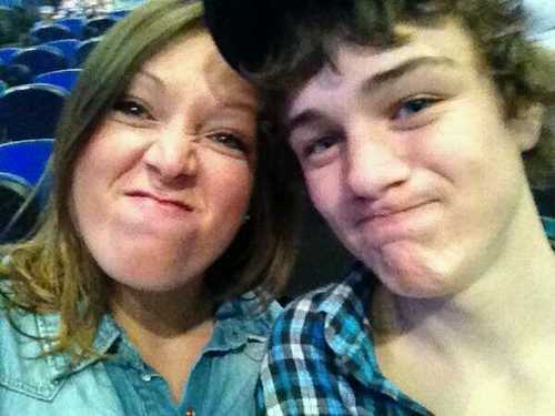 joshcannon05's profile picture. laxing