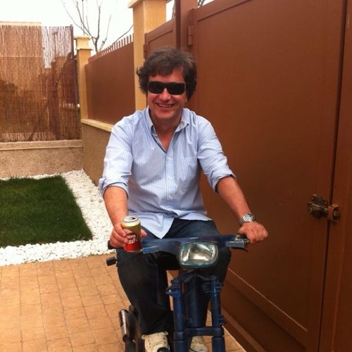 jbecedas's profile picture. Everything should be made as simple as possible, but not simpler. 
Golf... Oh my Good!!!!!