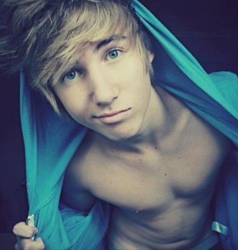 MooiBoyLucax's profile picture. //Speciale tweets voor iedereen die verlieft is // just follow //