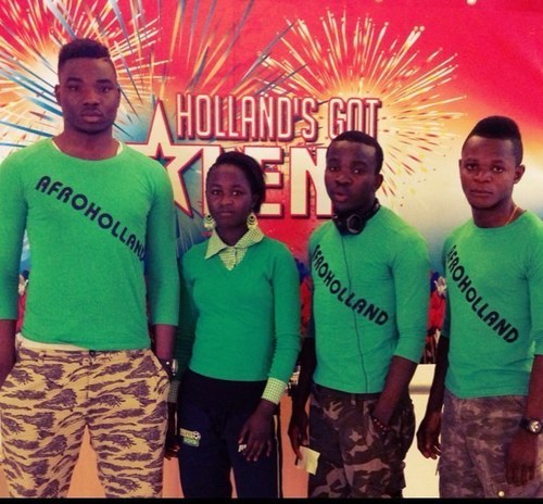 AFROHOLLAND DANCE GROUP OFFICIEEL TWTTER :@AFROHOLLAND
Youtube : afroholland2012
