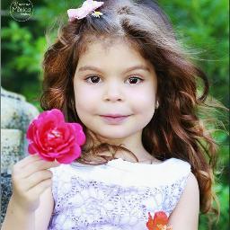 Twitter OFICIAL de la modelo infantil Paula Chirivella