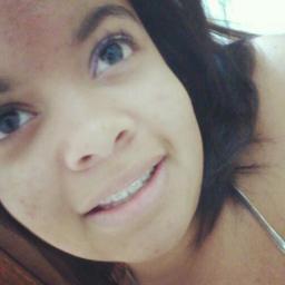 Capricorniana, São Paulina, 14 anos, chata, ciumenta, persistente, orgulhosa e muito extrovertida !