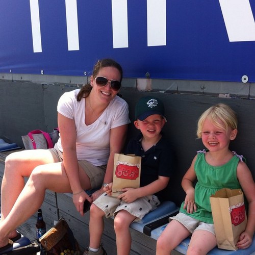 KevinRose23's profile picture. Husband, Father and a Royal Cupper