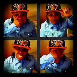 From ATL To FLA Fuck Bitches Get Money #TeamLesbian Follow My Forever Bae @crazyt3mptation