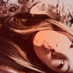 Carregue dentro si apenas o bem. O amor, a bondade e a paz são sempre boas companhias.  Pequeno Príncipe ♔