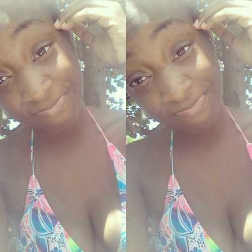 Yooooo ? Favoo Here :) Follow Me @Forever_Kyairah ! I Love Lyriq So Follow Her Too ❤