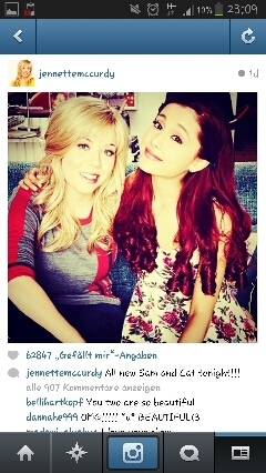 she is a wonderful women she makes me always smile and happy she is my star *-*