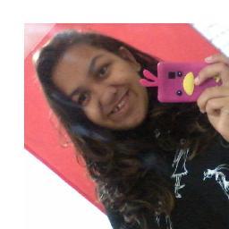 17anos,Corinthiana,Touro,Fotos,Familia,Amigos,Tv,Livros,Chocolate,Pc,Cama,Musica,Shopping,Celular,Diversões,Praias e Viajens.