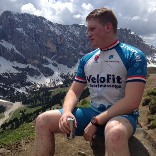 Masseur Velofit | Masseur Join-S de Rijke | Masseur KNWU | Verzorger FC Hilversum za1 | Trots Ajacied