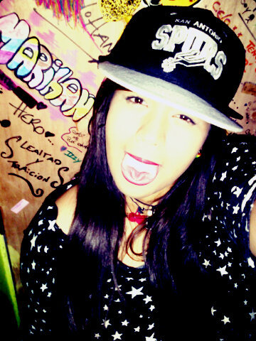 Chika ^^.! M-e gusta TODO LO que sea bueno.... lol xD QUIERO ALGO BONITO.... 3