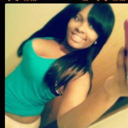 # Team WELLPAID ! #Team Short #Team Thick .. #Team Lightskin ... K Thnx Bye !