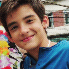 ´´Pra te ver sorrir eu posso colorir o céu de outra cor``