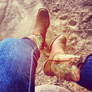 You follow me, ill follow you. Simple living & Simple Loving! Maryland Girl :)
