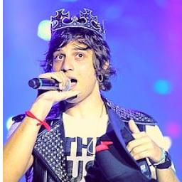 Um Dia Apareceu um príncipe na Minha Vida um Príncipe sem Coroa Mais é o mais Lindo  dos Príncipes te Amo Meu Príncipe  @ChayLeao