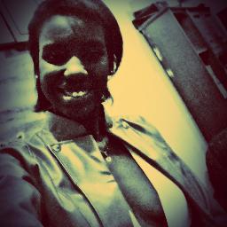 ... 

#E-mail: bia.s2.absolut@gmail.com