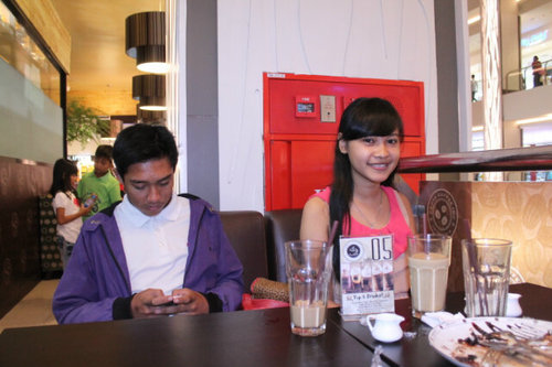 Satu2 cowo yg bikin hidup kita bahagia (`▽´)-σ  @mfiqrii ☺♥